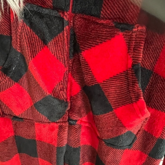 Ladies  onesie - Picture 5 of 6